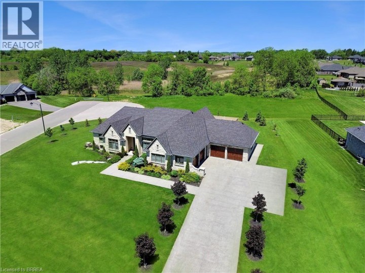 Photo 39 at 18 Harper Boulevard, Tutela Heights, Brantford