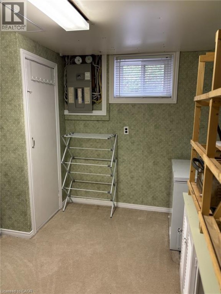 Photo 33 at 13 Carolina Drive, Sky Acres, Brantford