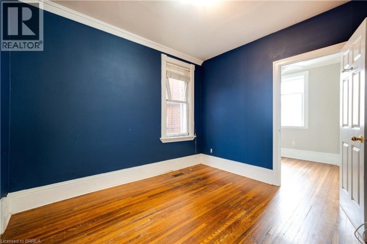 Photo 8 at 300 Dalhousie Street, East Ward, Brantford