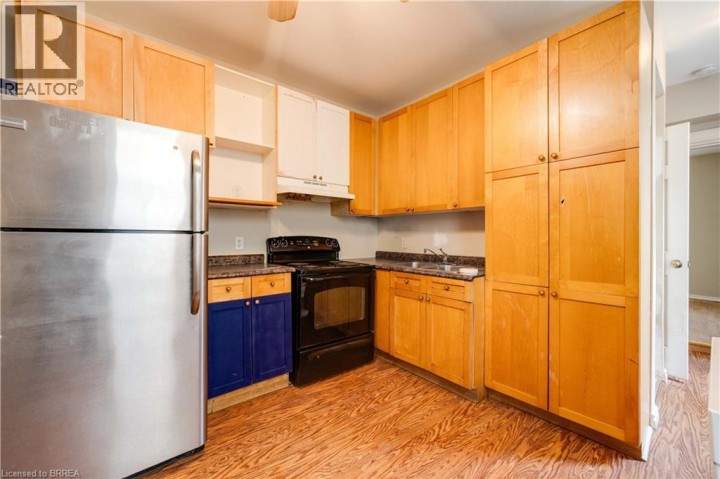 Photo 5 at 300 Dalhousie Street, East Ward, Brantford