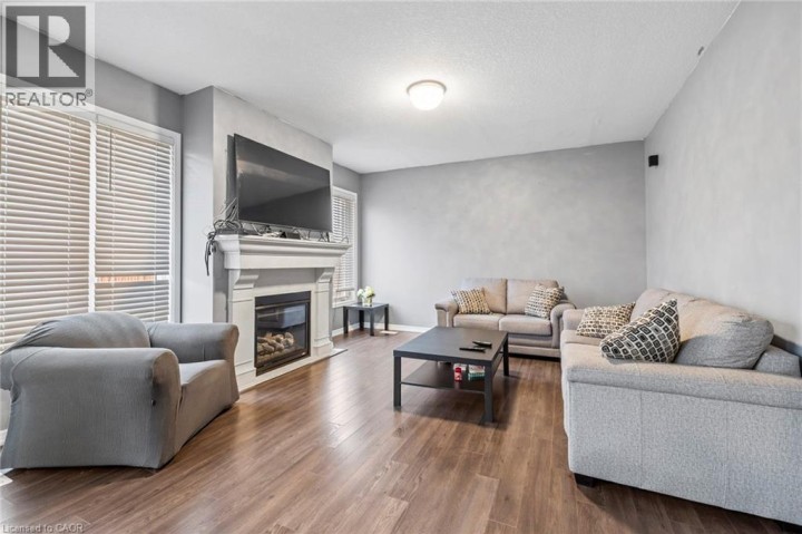 Photo 4 at 20 Gillespie Drive, Empire South, Brantford