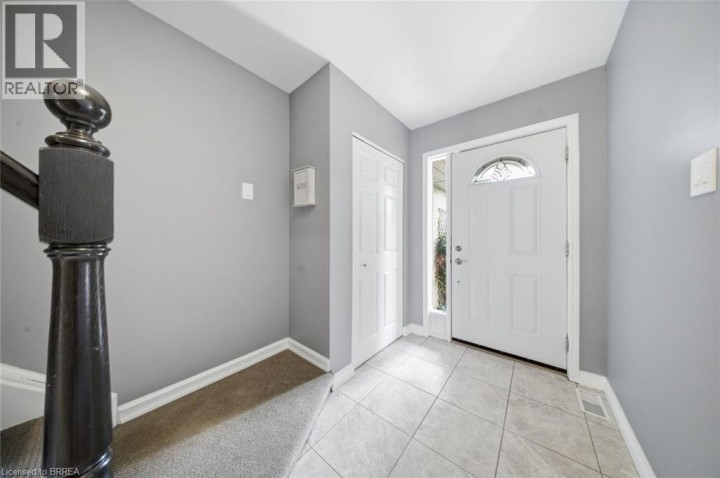 Photo 10 at 54 Gillin Road, Brantwood Park, Brantford
