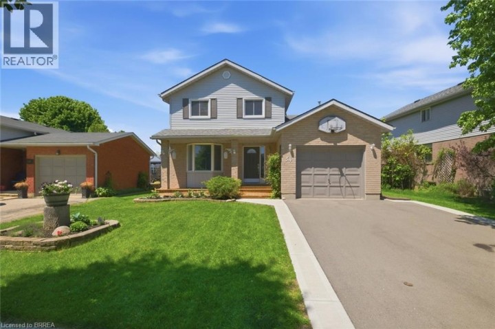 Photo 2 at 54 Gillin Road, Brantwood Park, Brantford