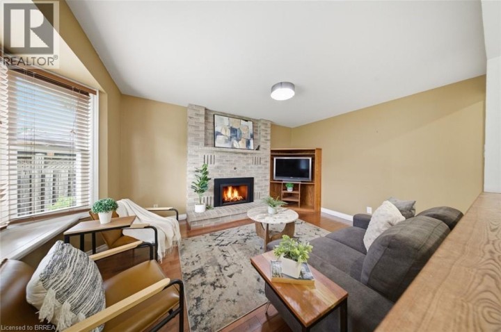 Photo 21 at 54 Gillin Road, Brantwood Park, Brantford