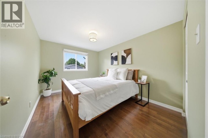 Photo 29 at 54 Gillin Road, Brantwood Park, Brantford