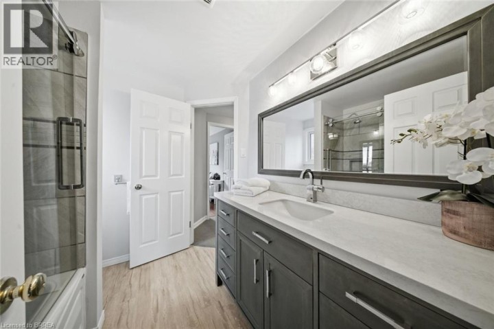 Photo 30 at 54 Gillin Road, Brantwood Park, Brantford