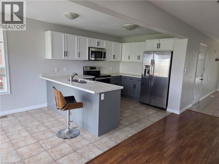 Photo 4 at 569 N Alberta Avenue, Woodstock - South, Woodstock