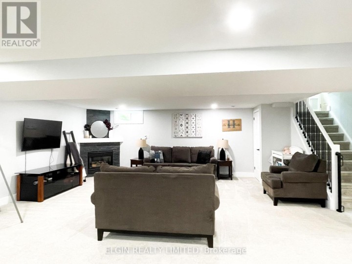 Photo 13 at 629 Highview Drive, St. Thomas
