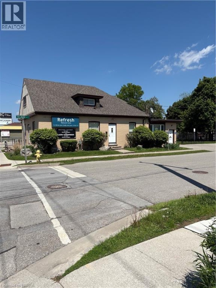 Photo 2 at 385 St. Paul Avenue, Terrace Hill, Brantford