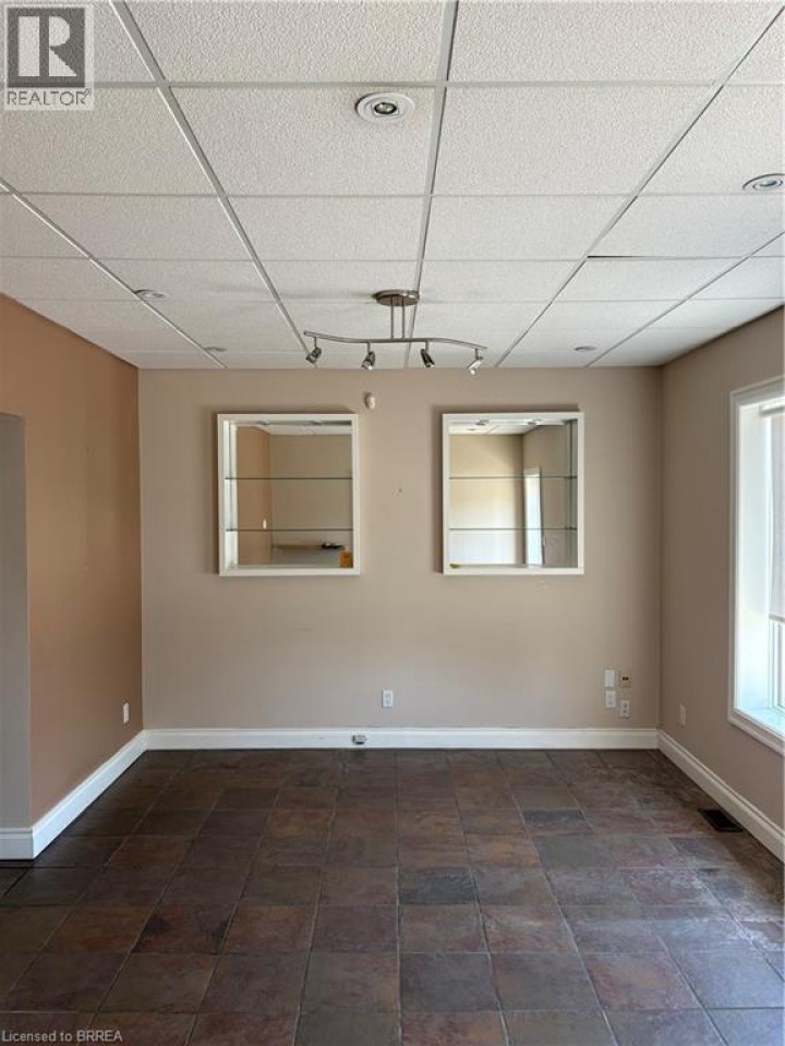Photo 7 at 385 St. Paul Avenue, Terrace Hill, Brantford