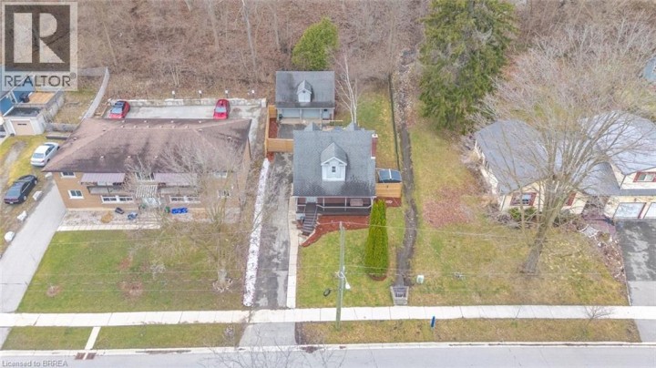 Photo 39 at 7 Barry Drive, Old West Brant, Brantford