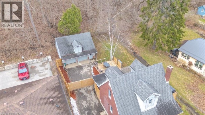 Photo 41 at 7 Barry Drive, Old West Brant, Brantford