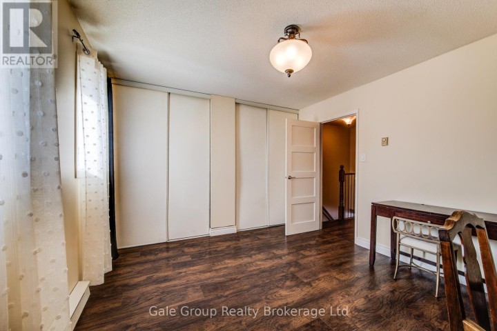 Photo 20 at 20 - 1093 Nellis Street, Woodstock - North, Woodstock