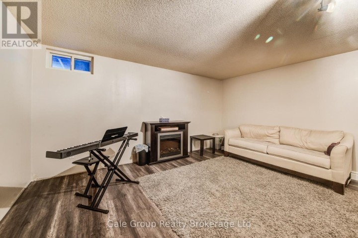 Photo 26 at 20 - 1093 Nellis Street, Woodstock - North, Woodstock