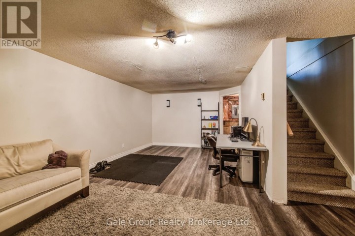Photo 27 at 20 - 1093 Nellis Street, Woodstock - North, Woodstock