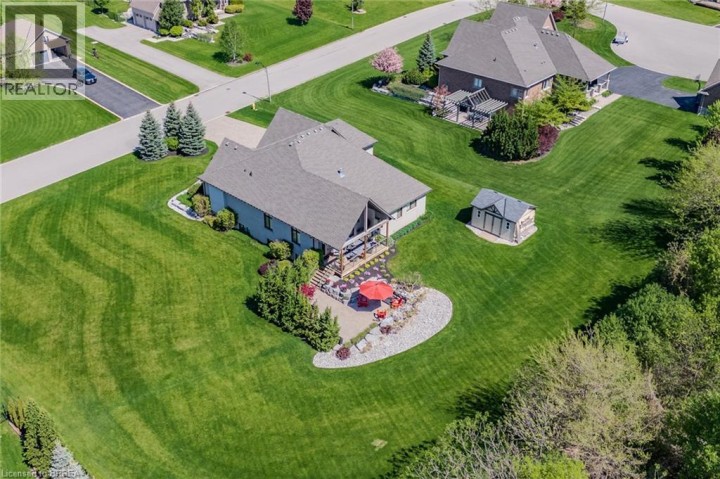 Photo 47 at 5 Moore Boulevard, Tutela Heights, Brantford