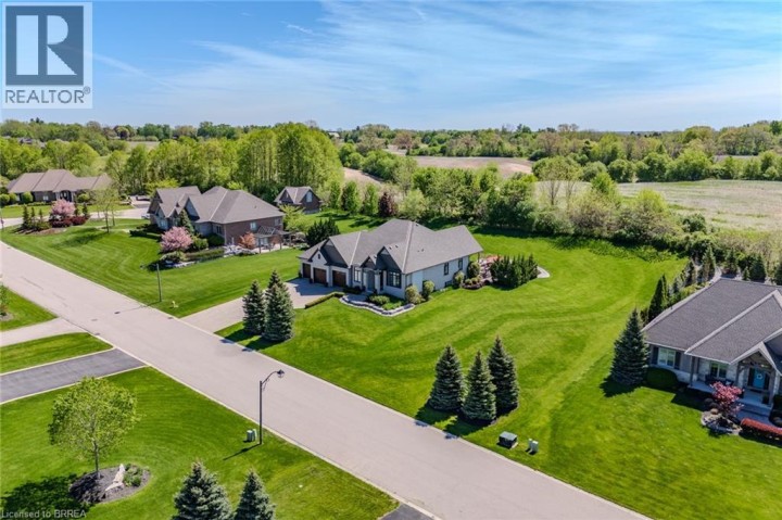 Photo 49 at 5 Moore Boulevard, Tutela Heights, Brantford