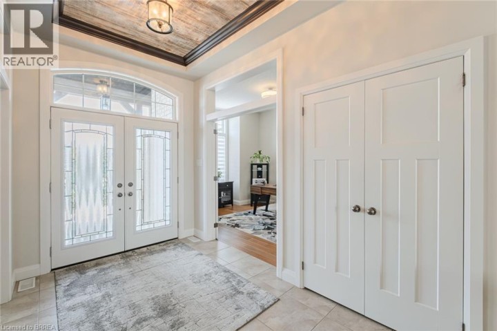 Photo 5 at 5 Moore Boulevard, Tutela Heights, Brantford