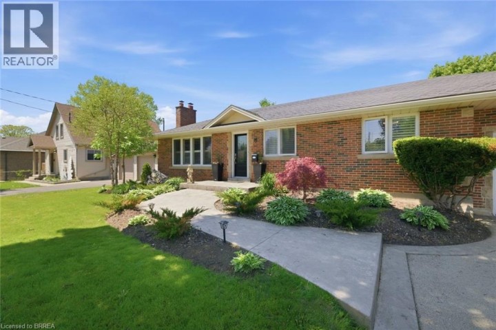 Photo 6 at 8 Queensway Drive, Queensway / Grove, Brantford