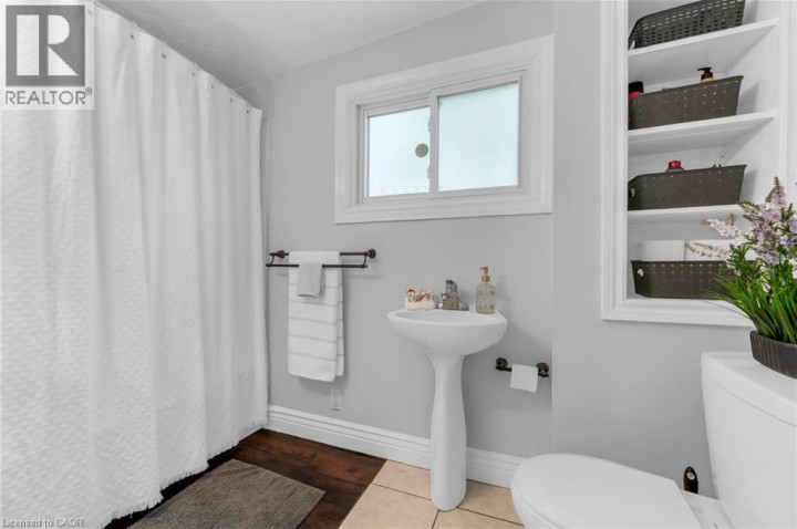 Photo 21 at 110 Oak Street, Old West Brant, Brantford