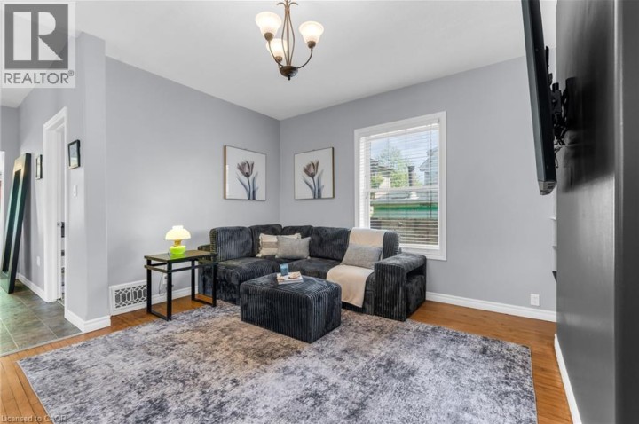 Photo 8 at 110 Oak Street, Old West Brant, Brantford