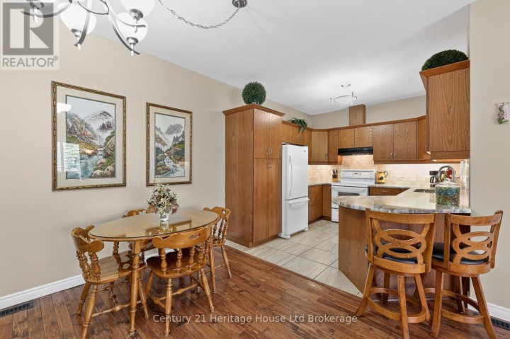 Photo 10 at 13 - 450 Lakeview Drive, Woodstock - North, Woodstock