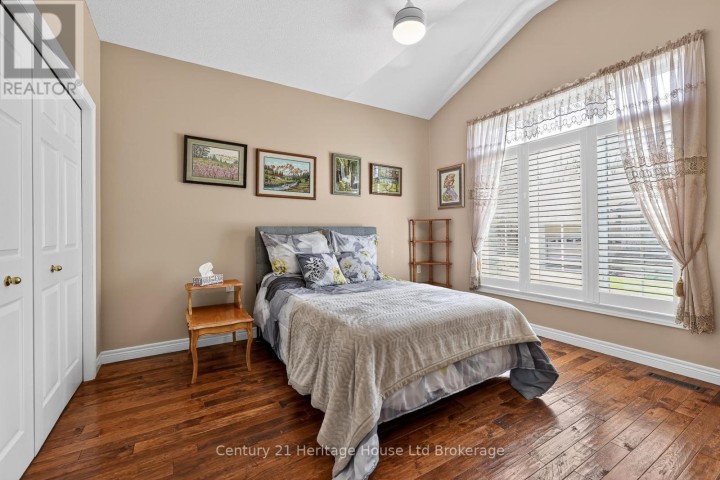 Photo 20 at 13 - 450 Lakeview Drive, Woodstock - North, Woodstock
