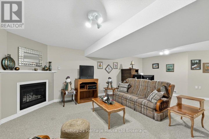 Photo 23 at 13 - 450 Lakeview Drive, Woodstock - North, Woodstock