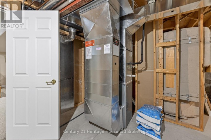 Photo 39 at 13 - 450 Lakeview Drive, Woodstock - North, Woodstock