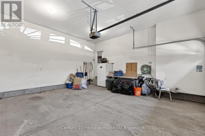 Photo 42 at 13 - 450 Lakeview Drive, Woodstock - North, Woodstock