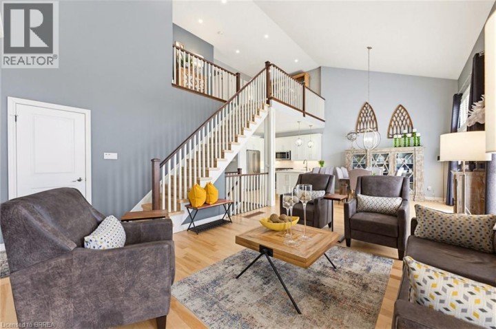 Photo 11 at 9 - 68 Fairview Drive, Fairview / Greenbrier, Brantford