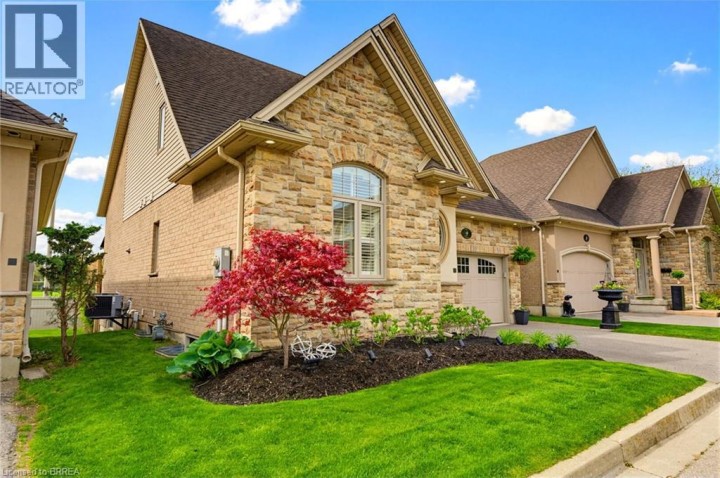 Photo 7 at 9 - 68 Fairview Drive, Fairview / Greenbrier, Brantford