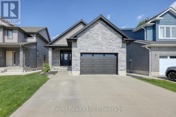 Photo 3 at 1072 Alberni Road, Woodstock - North, Woodstock