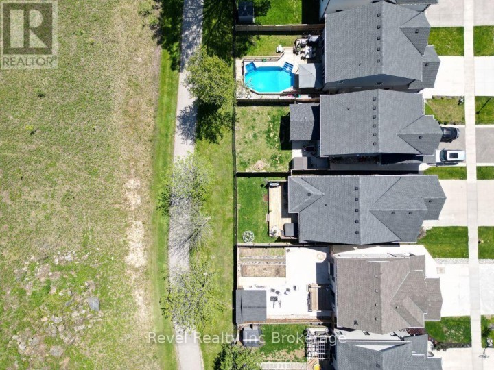 Photo 6 at 1072 Alberni Road, Woodstock - North, Woodstock