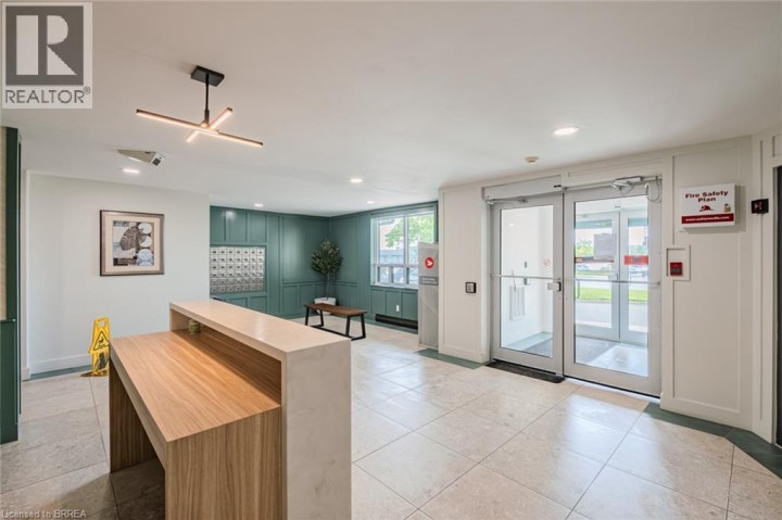 Photo 16 at 301 - 421 Fairview Drive, Brier Park, Brantford