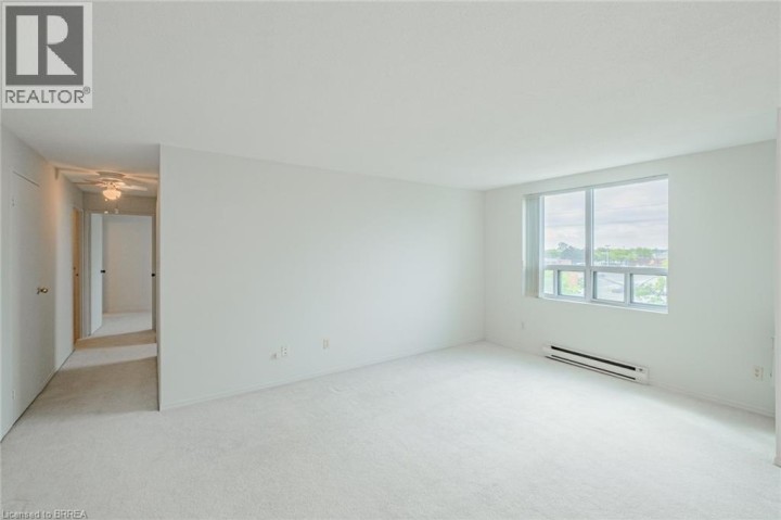 Photo 28 at 301 - 421 Fairview Drive, Brier Park, Brantford