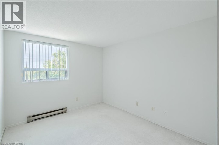 Photo 33 at 301 - 421 Fairview Drive, Brier Park, Brantford