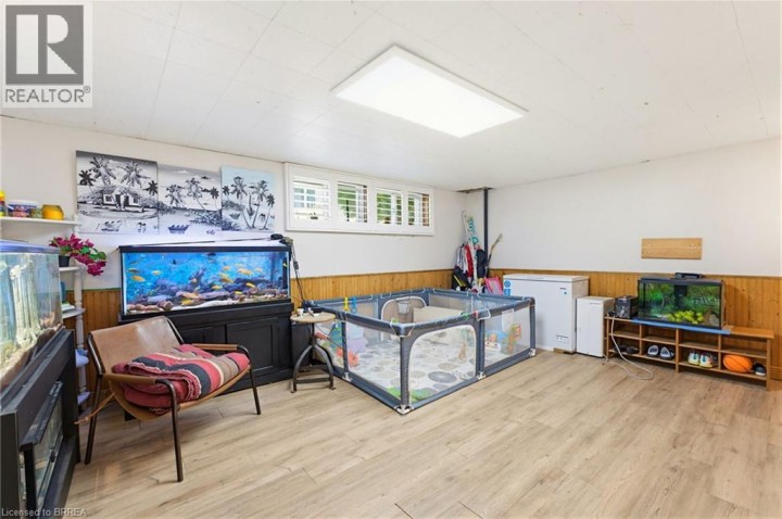 Photo 17 at 6 - 26 Coachwood Road, Brier Park, Brantford