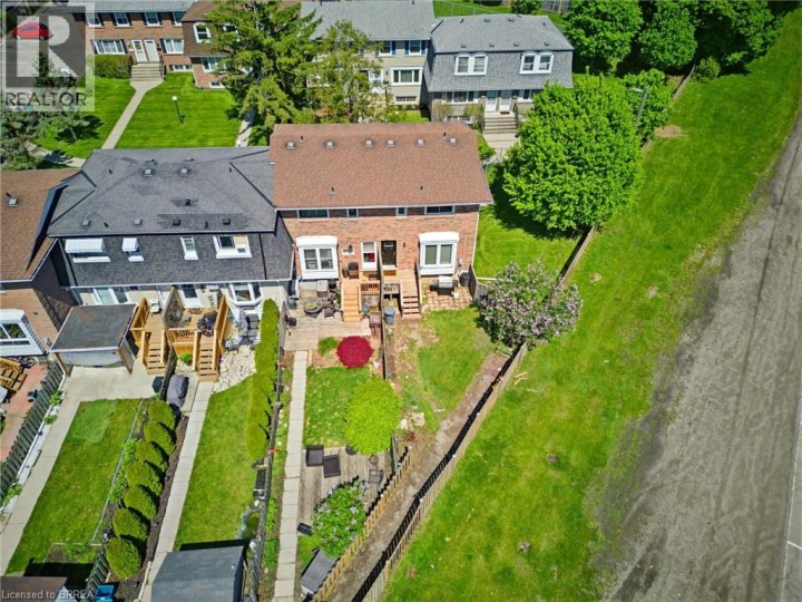 Photo 23 at 6 - 26 Coachwood Road, Brier Park, Brantford
