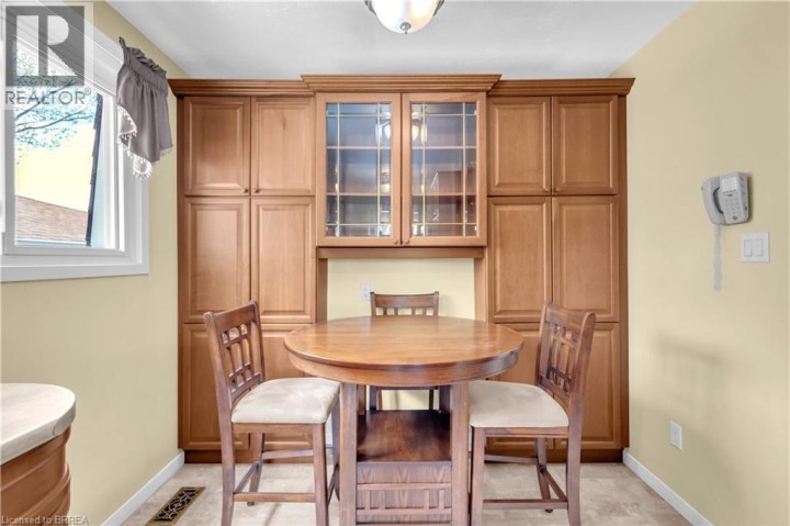 Photo 15 at 16 Nautical Road, Brantwood Park, Brantford