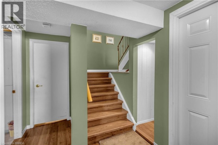 Photo 25 at 16 Nautical Road, Brantwood Park, Brantford