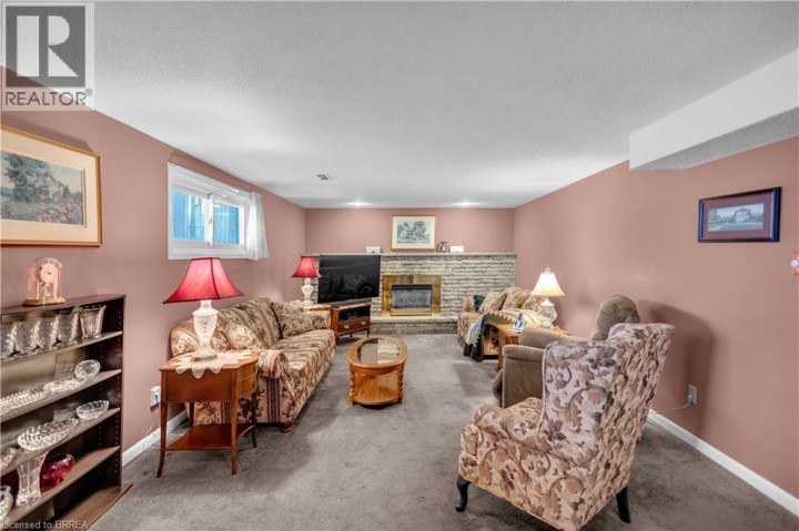 Photo 26 at 16 Nautical Road, Brantwood Park, Brantford