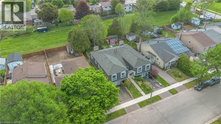 Photo 36 at 16 Nautical Road, Brantwood Park, Brantford