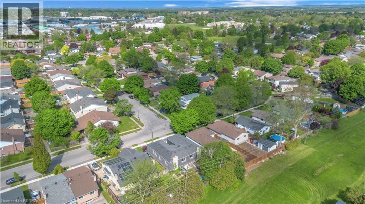Photo 41 at 16 Nautical Road, Brantwood Park, Brantford