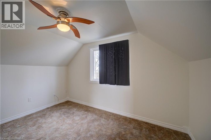 Photo 33 at 37 Frank Street, Holmedale, Brantford