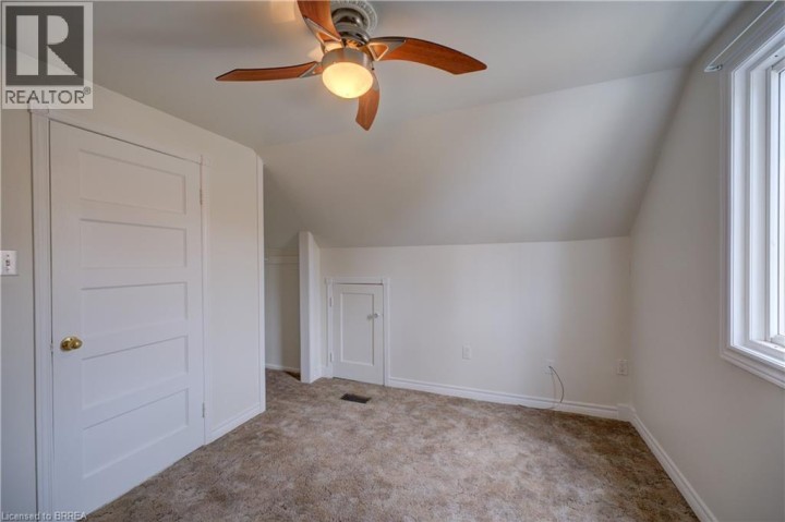 Photo 34 at 37 Frank Street, Holmedale, Brantford