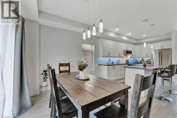 Photo 13 at 16 Cumberland Street, Echo Place, Brantford