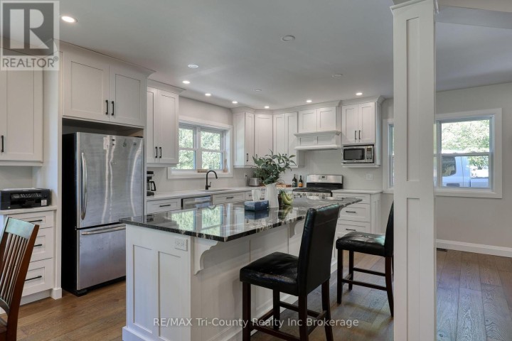 Photo 4 at 16 Delevan Crescent, Tillsonburg