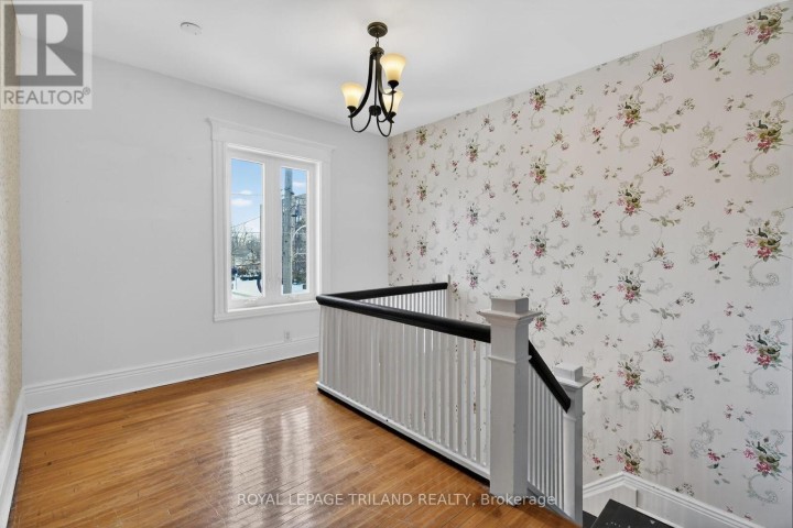 Photo 15 at 40 Metcalfe Street, St. Thomas