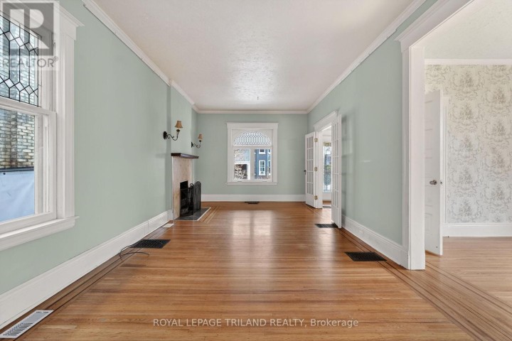 Photo 5 at 40 Metcalfe Street, St. Thomas